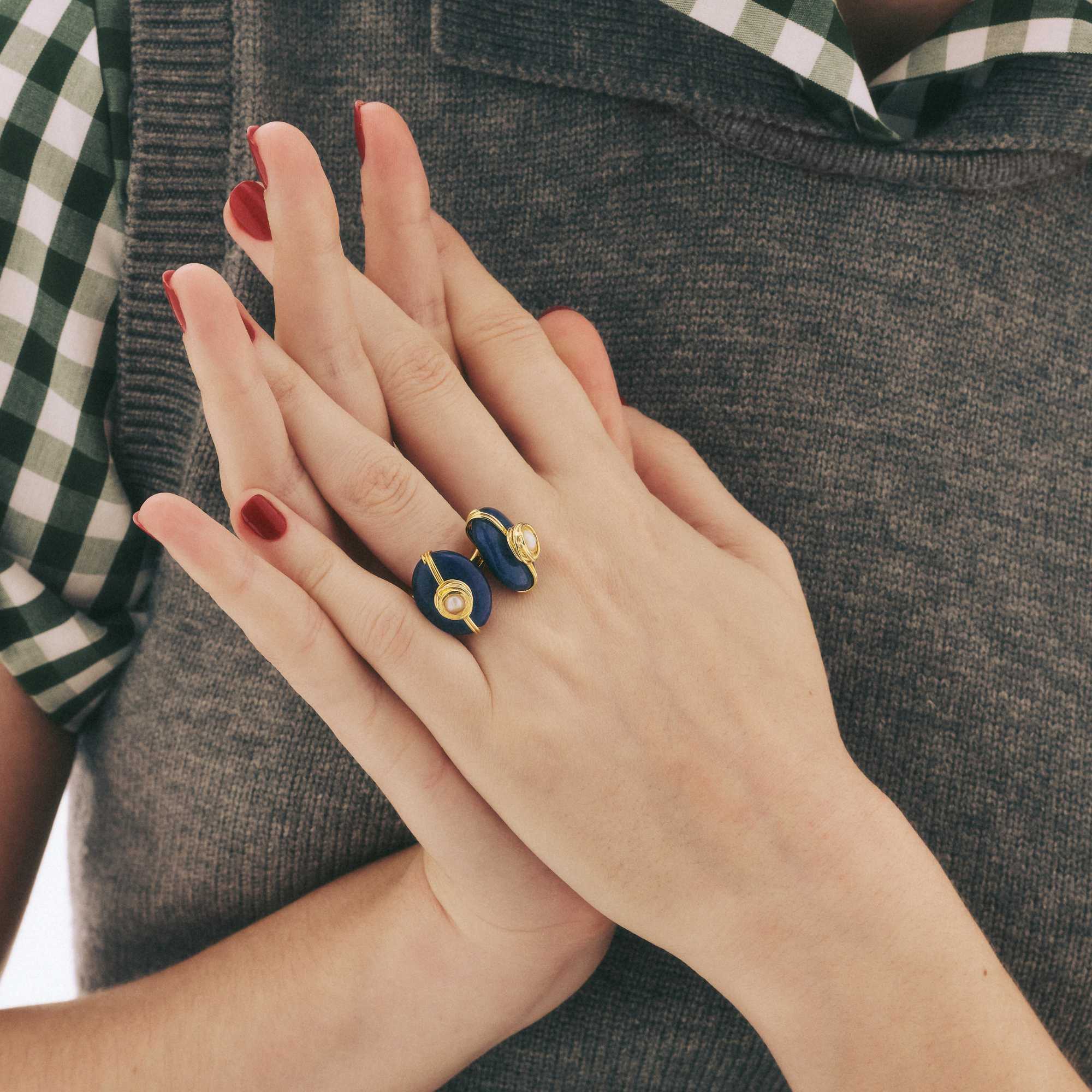 Anel Ciclo Ouro Ajustável com Jade Safira