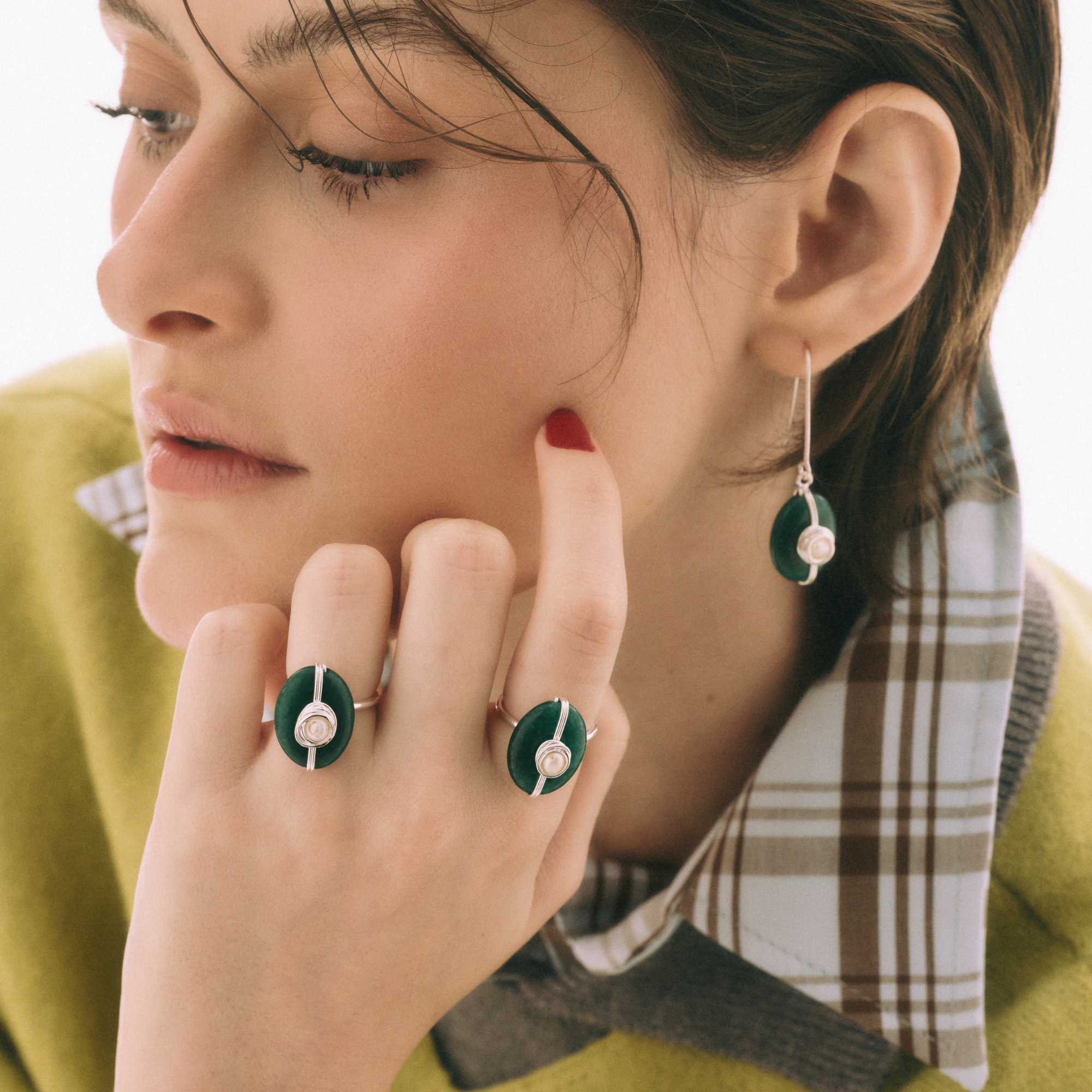 Brinco Pendente Ciclo Prata de Jade Verde