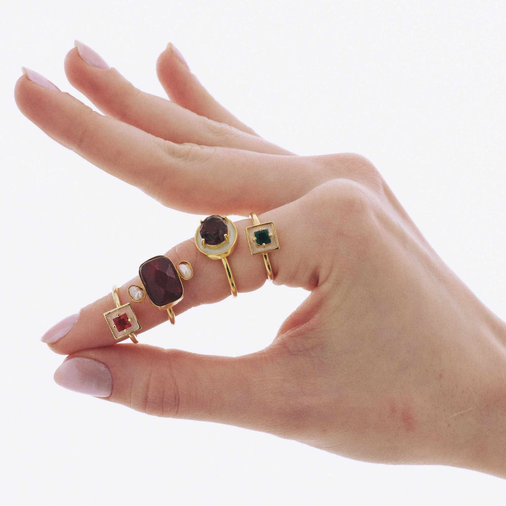 Anel Vera Ouro Ajustável com Vidro Rubi