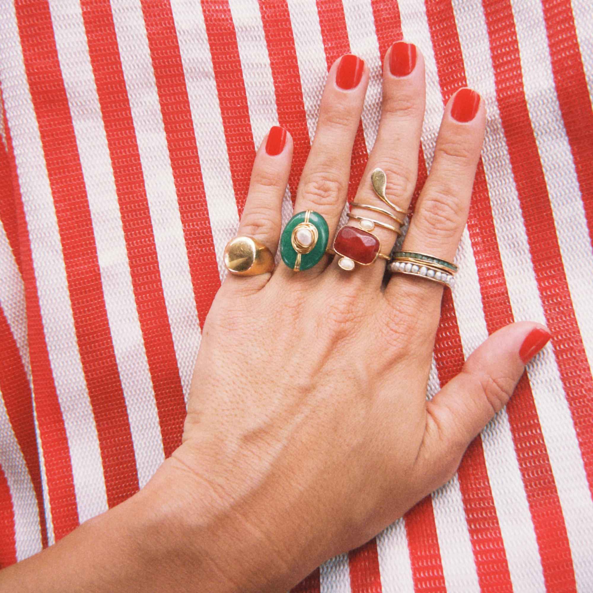 Anel Bruma Ouro Ajustável com Pérolas