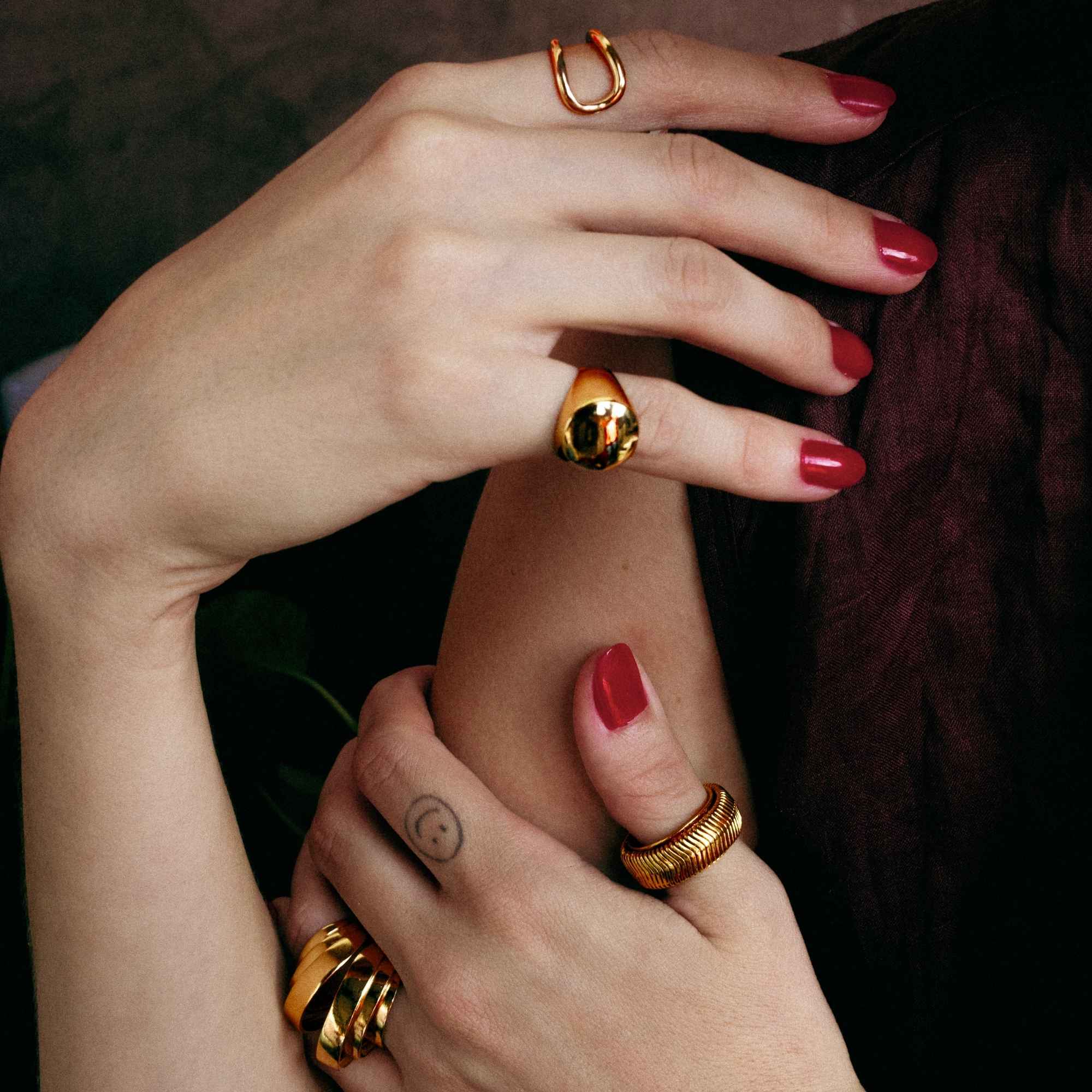 Anel Gusto Sinete Ouro Ajustável