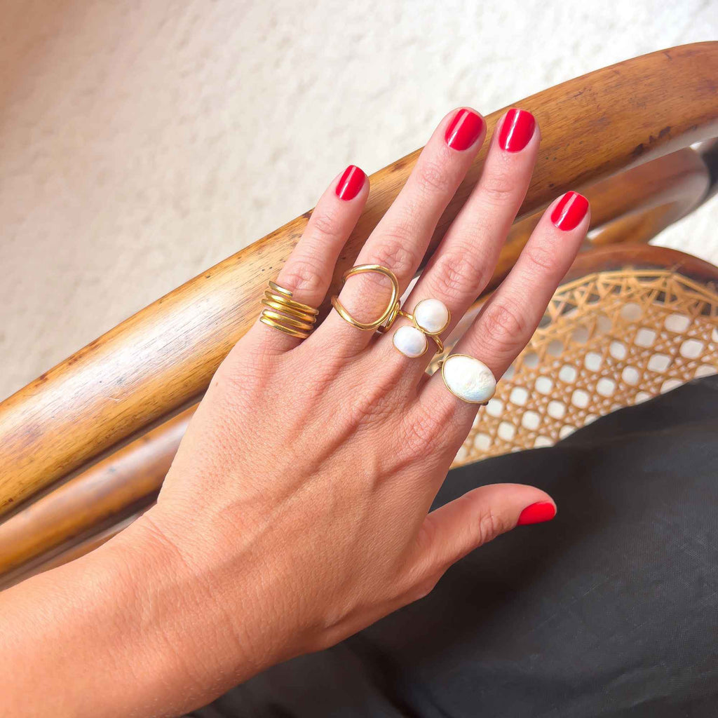 Anel Noz Ouro Ajustável com Pérola