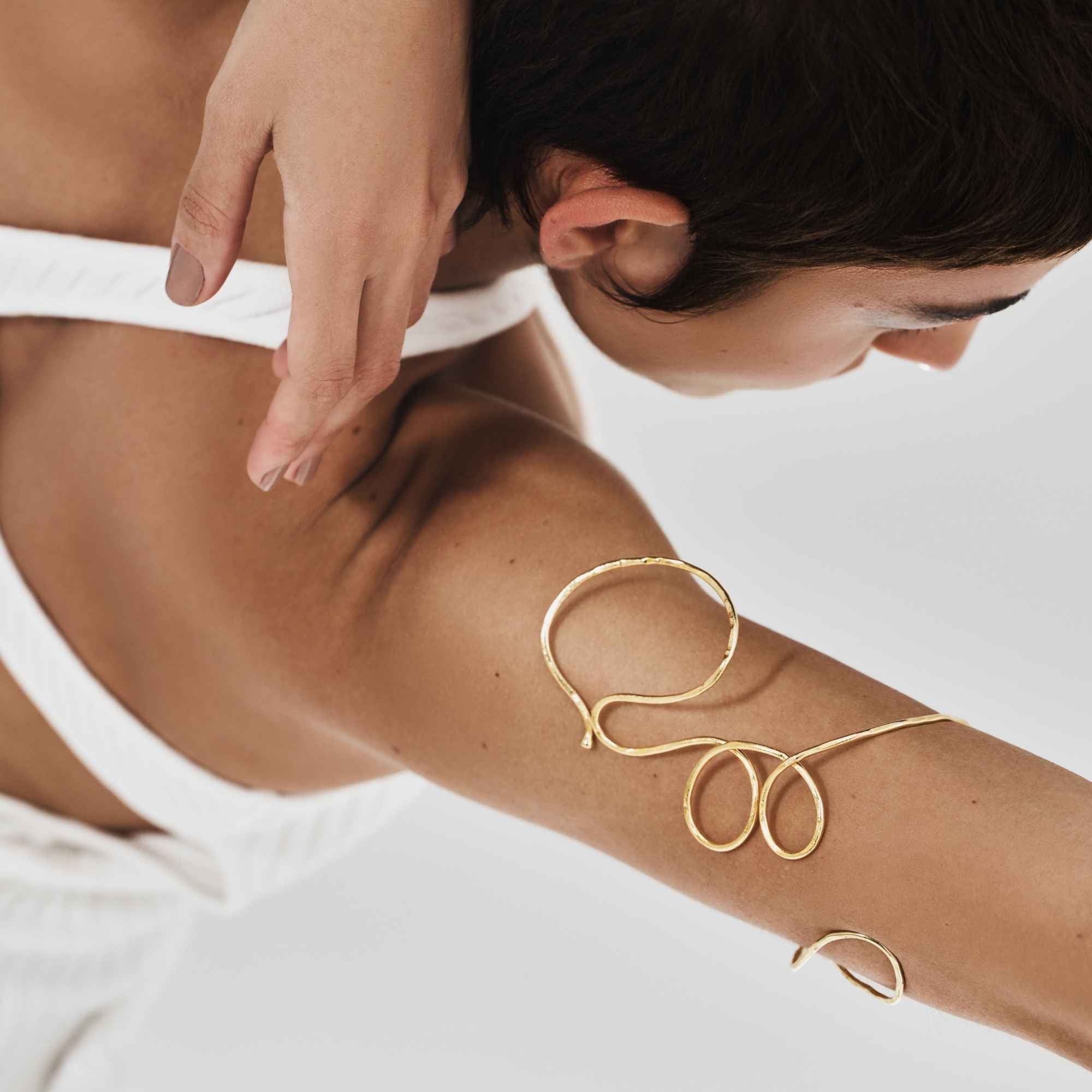 Bracelete Giro Ouro Ajustável