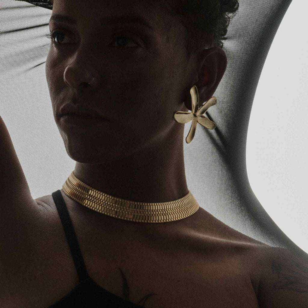 Brinco Flor Lila Ouro