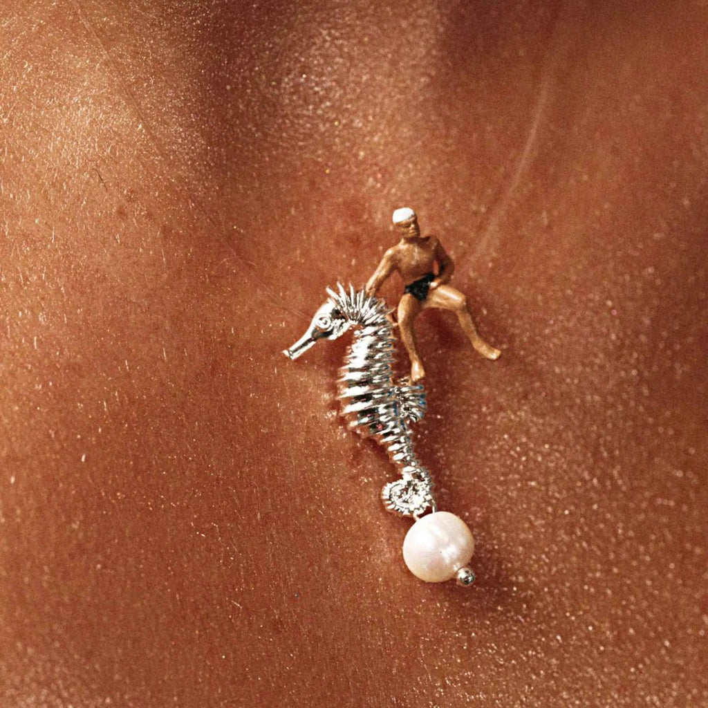 Colar Cavalo Marinho Mini Milo Prata