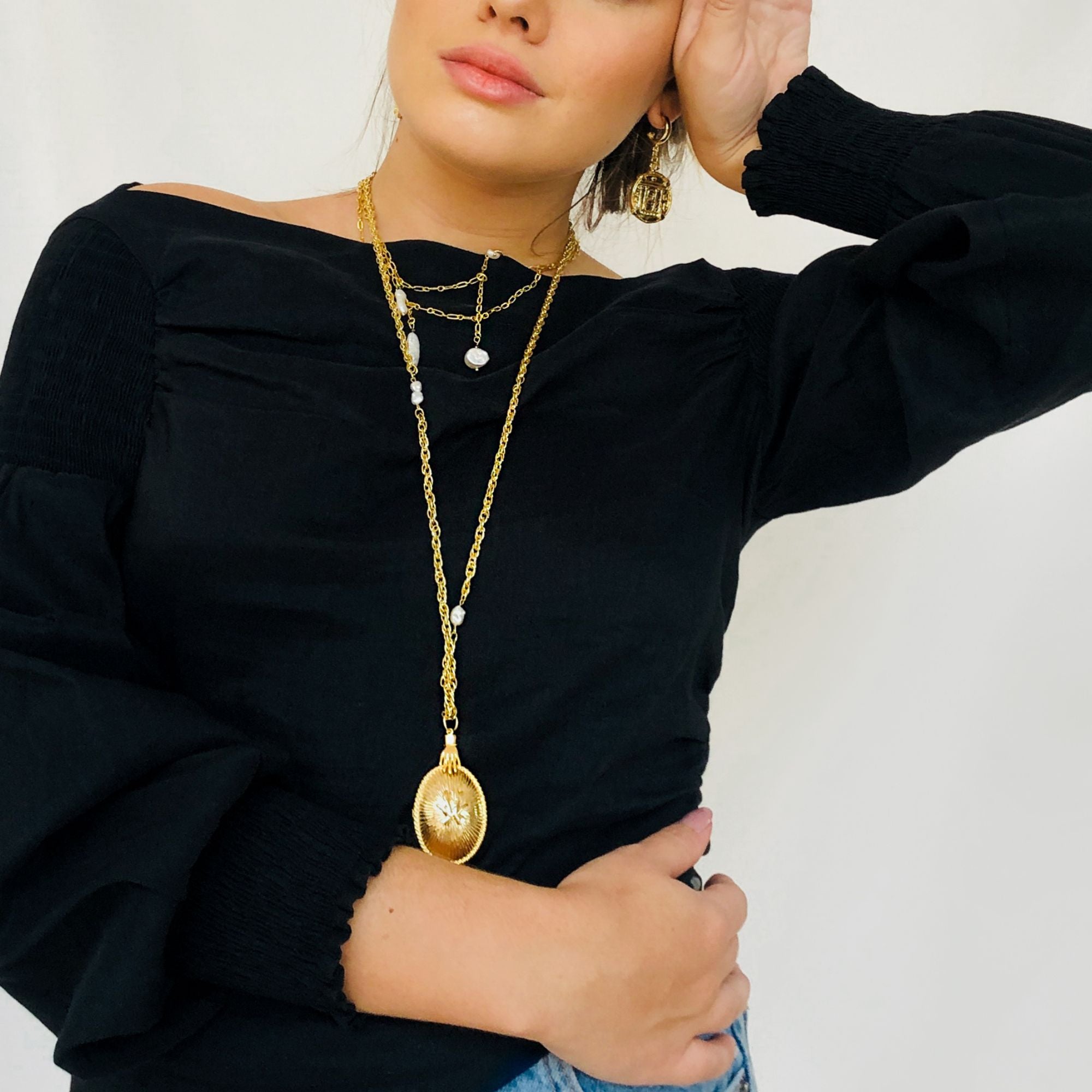 Colar Relicário Triana Ouro