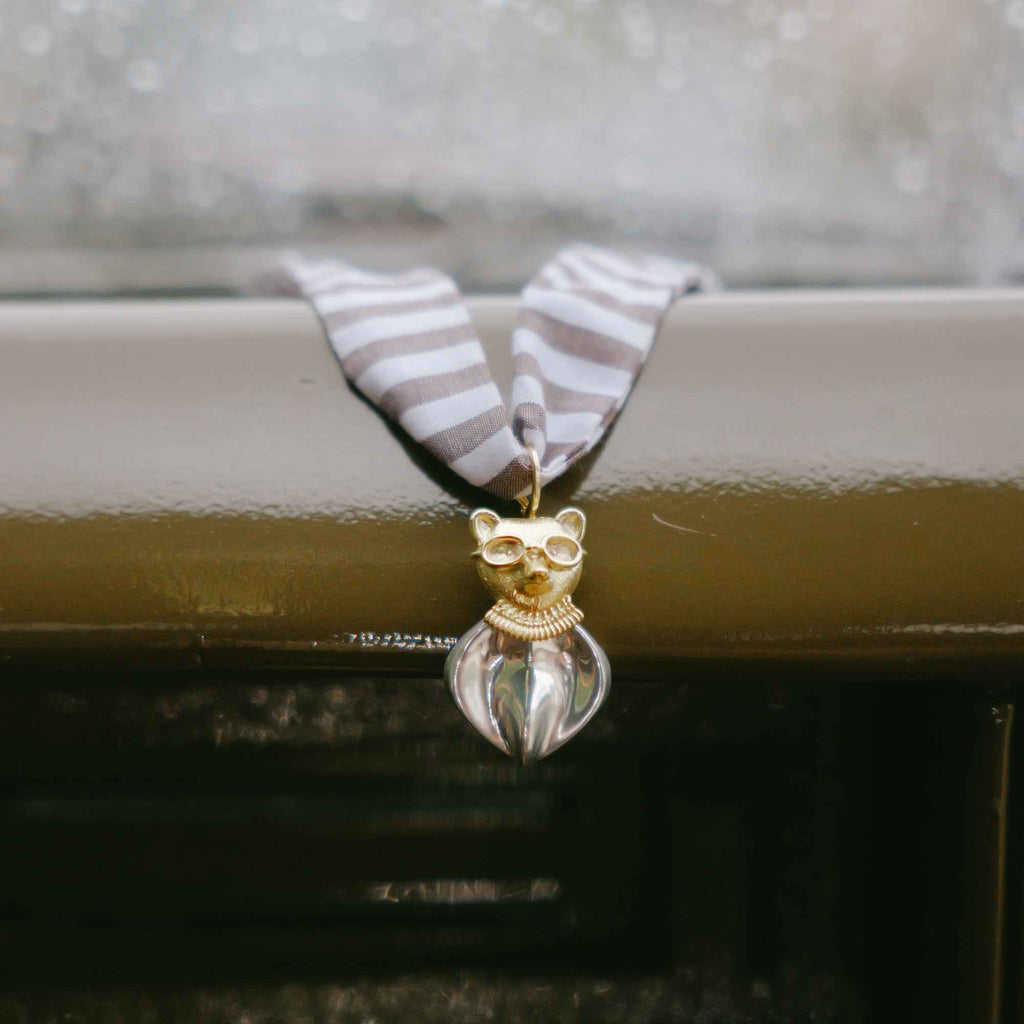 Colar Tito com Fita de Tecido