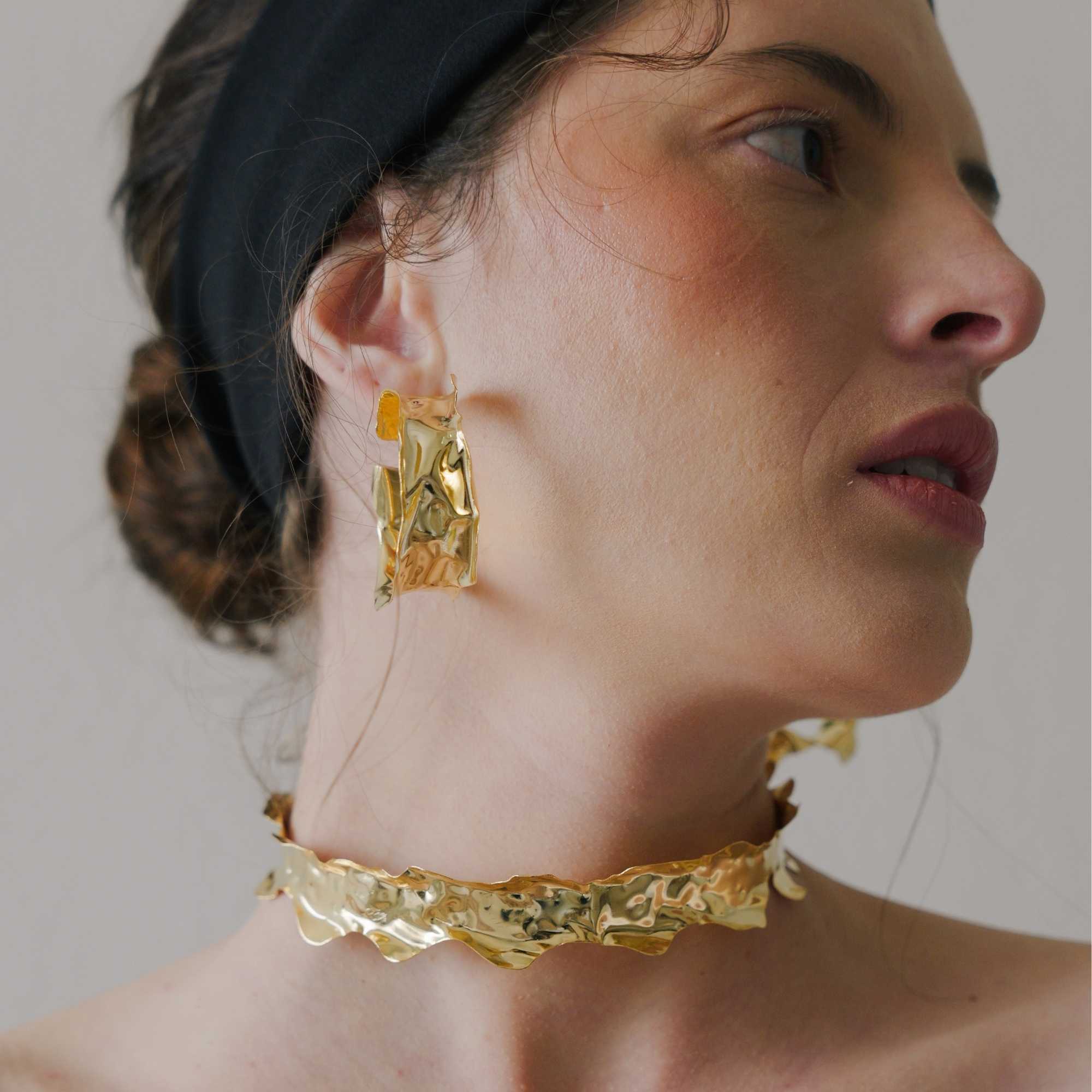 Gargantilha Borda Ouro