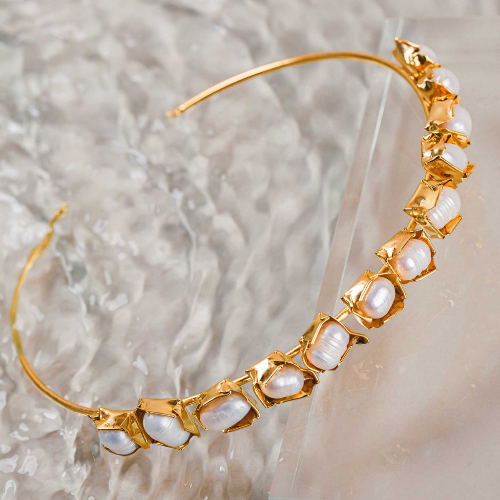 Gargantilha Madre Ouro com Pérolas